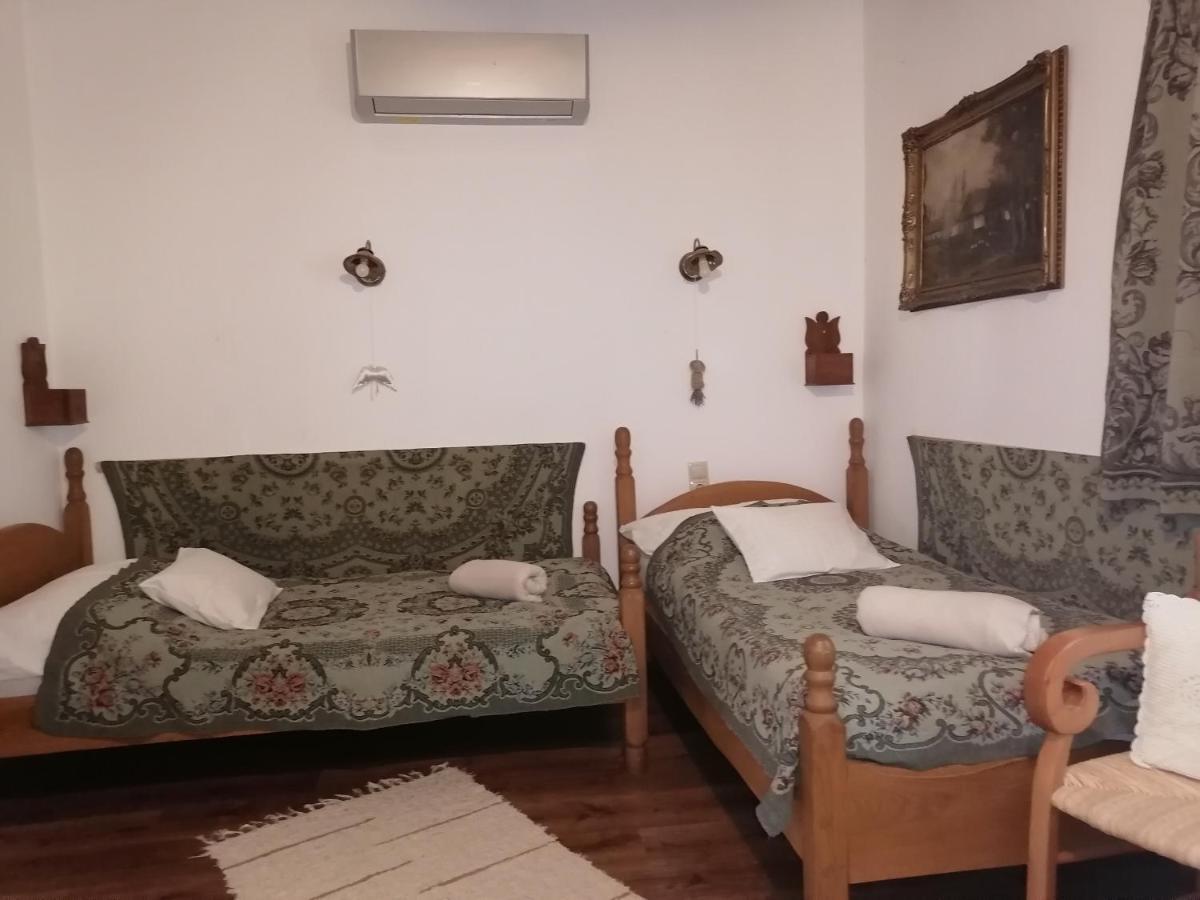 Hotel Mives Vendeghaz Pogány Zewnętrze zdjęcie