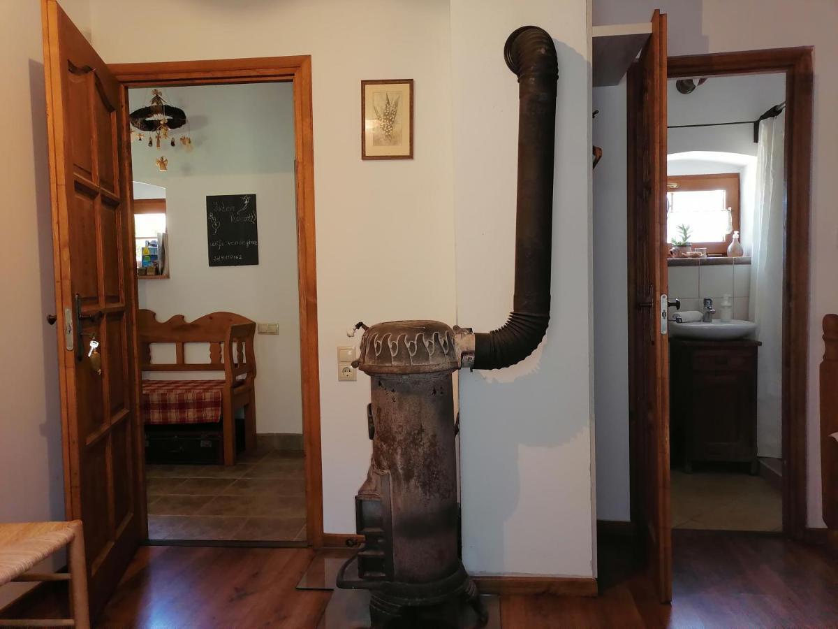Hotel Mives Vendeghaz Pogány Zewnętrze zdjęcie