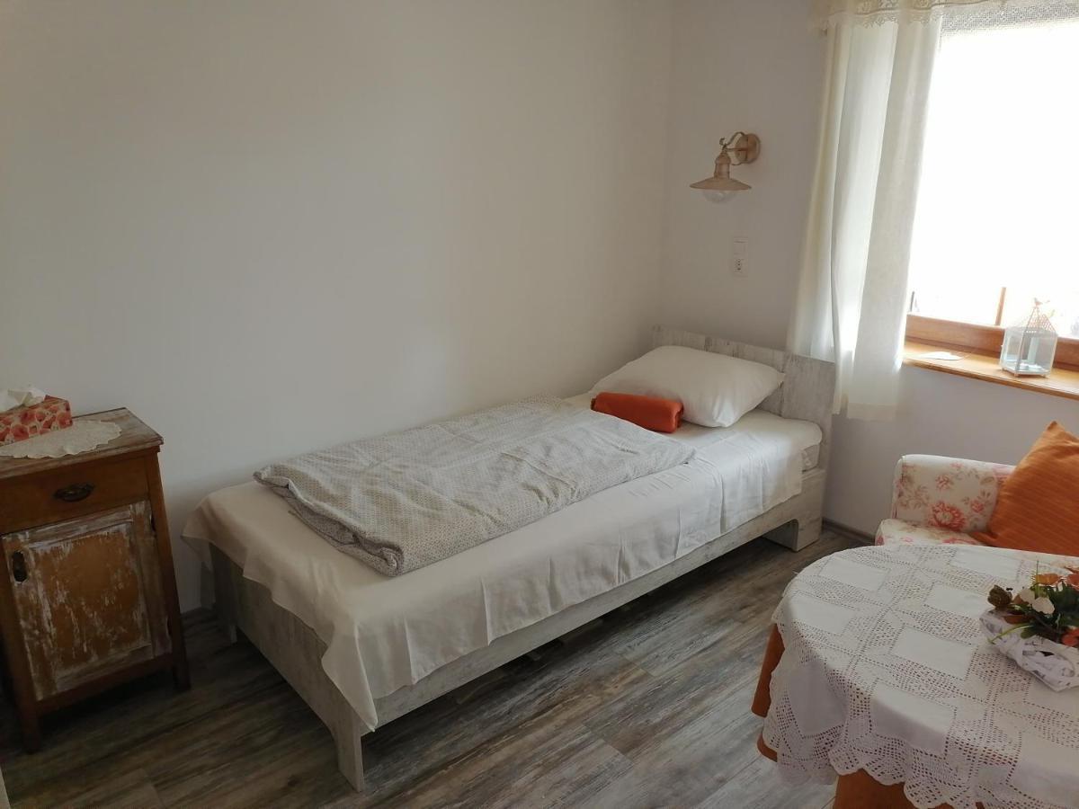 Hotel Mives Vendeghaz Pogány Zewnętrze zdjęcie