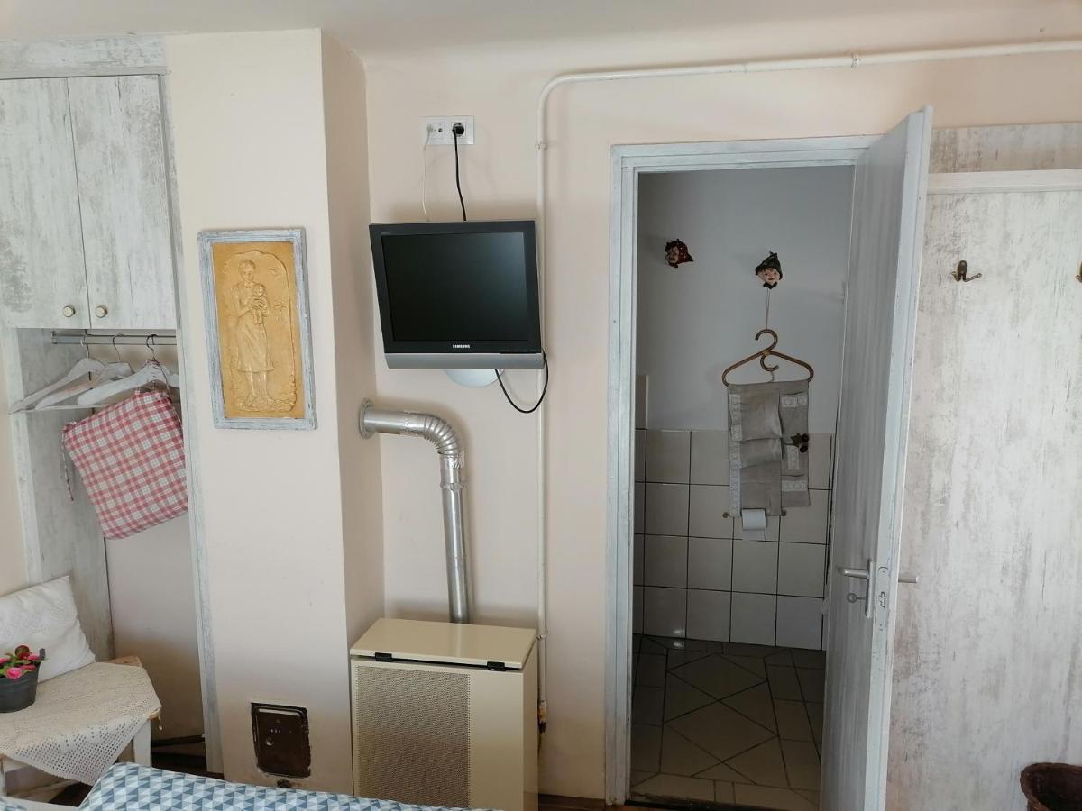 Hotel Mives Vendeghaz Pogány Zewnętrze zdjęcie