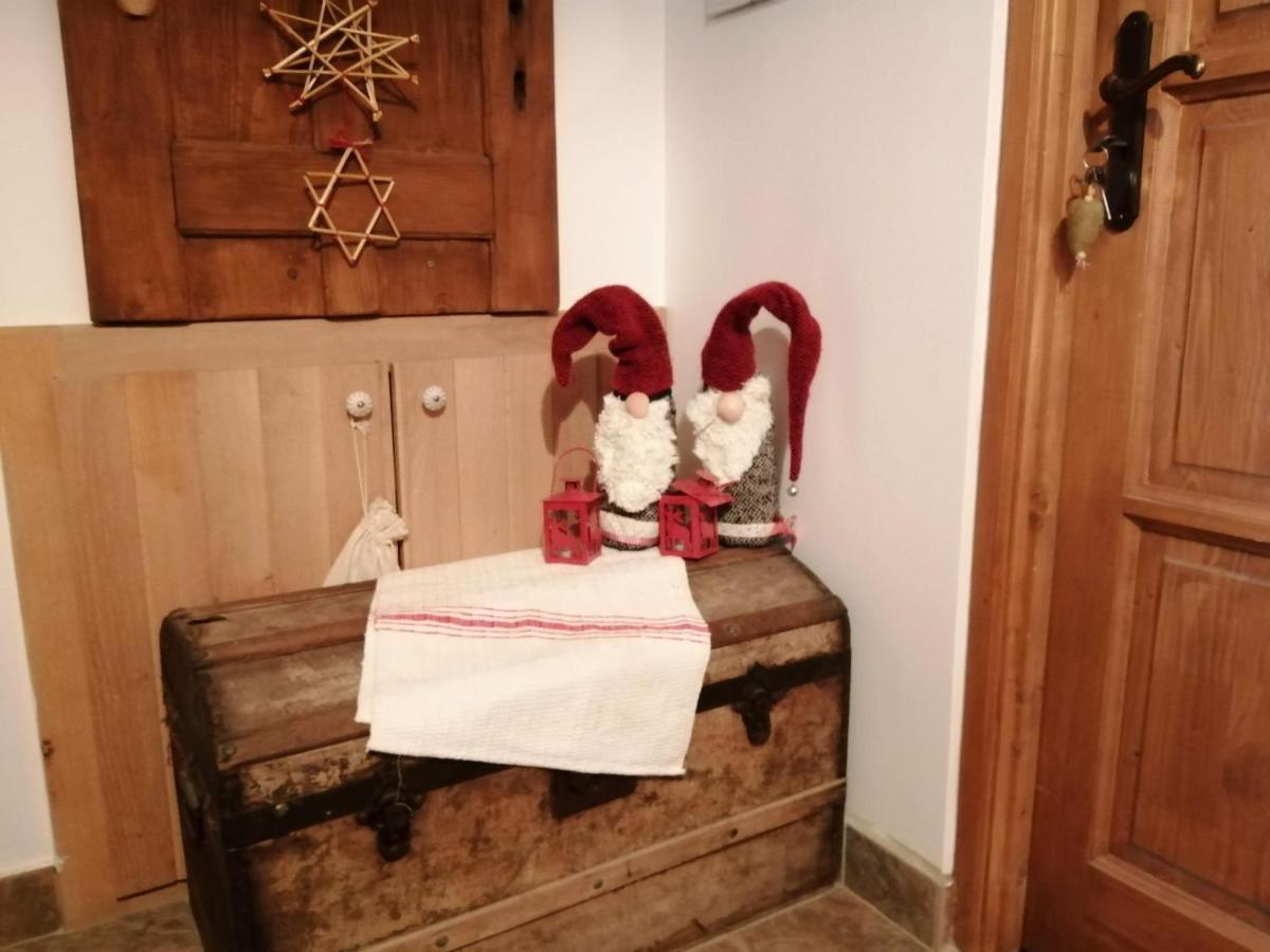 Hotel Mives Vendeghaz Pogány Zewnętrze zdjęcie