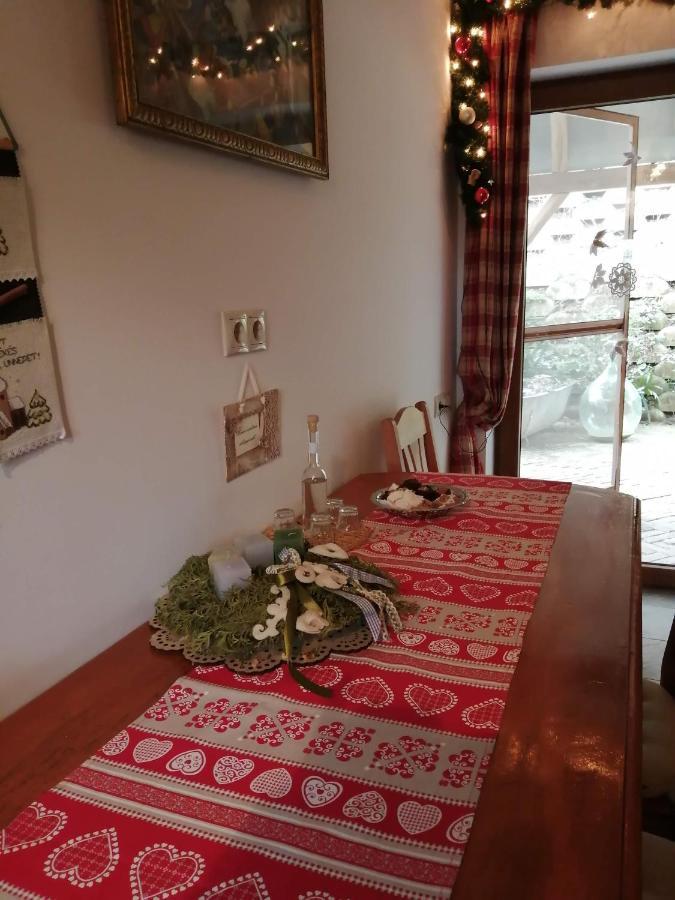 Hotel Mives Vendeghaz Pogány Zewnętrze zdjęcie